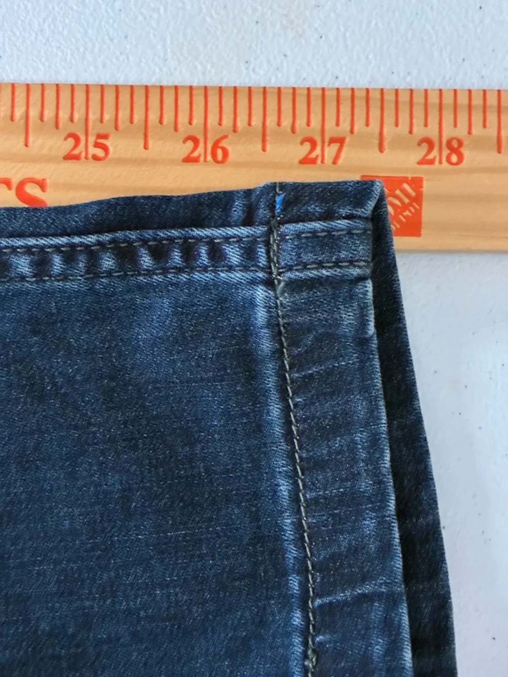 Mugsy Men’s Fulton Tapered Denim Jeans Size 30 (fits 30x27.5)